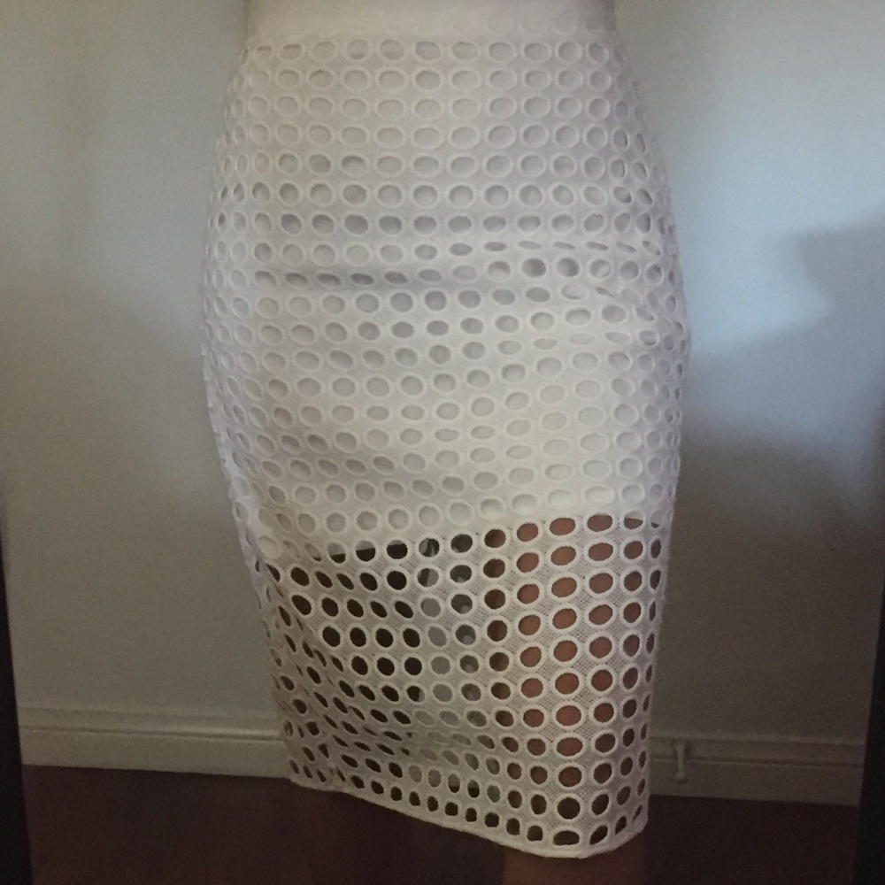 Banana Republic White Circle-Overlay Pencil Skirt